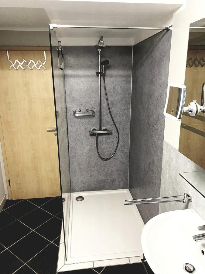 Apartment Schweich-Issel Familie Lentes Neu Renoviert ภายนอก รูปภาพ
